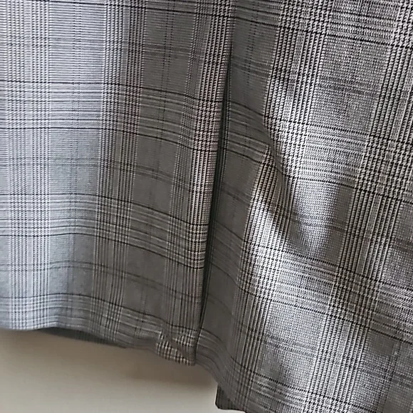 H&M fall/ spring coat. - Picture 6 of 8